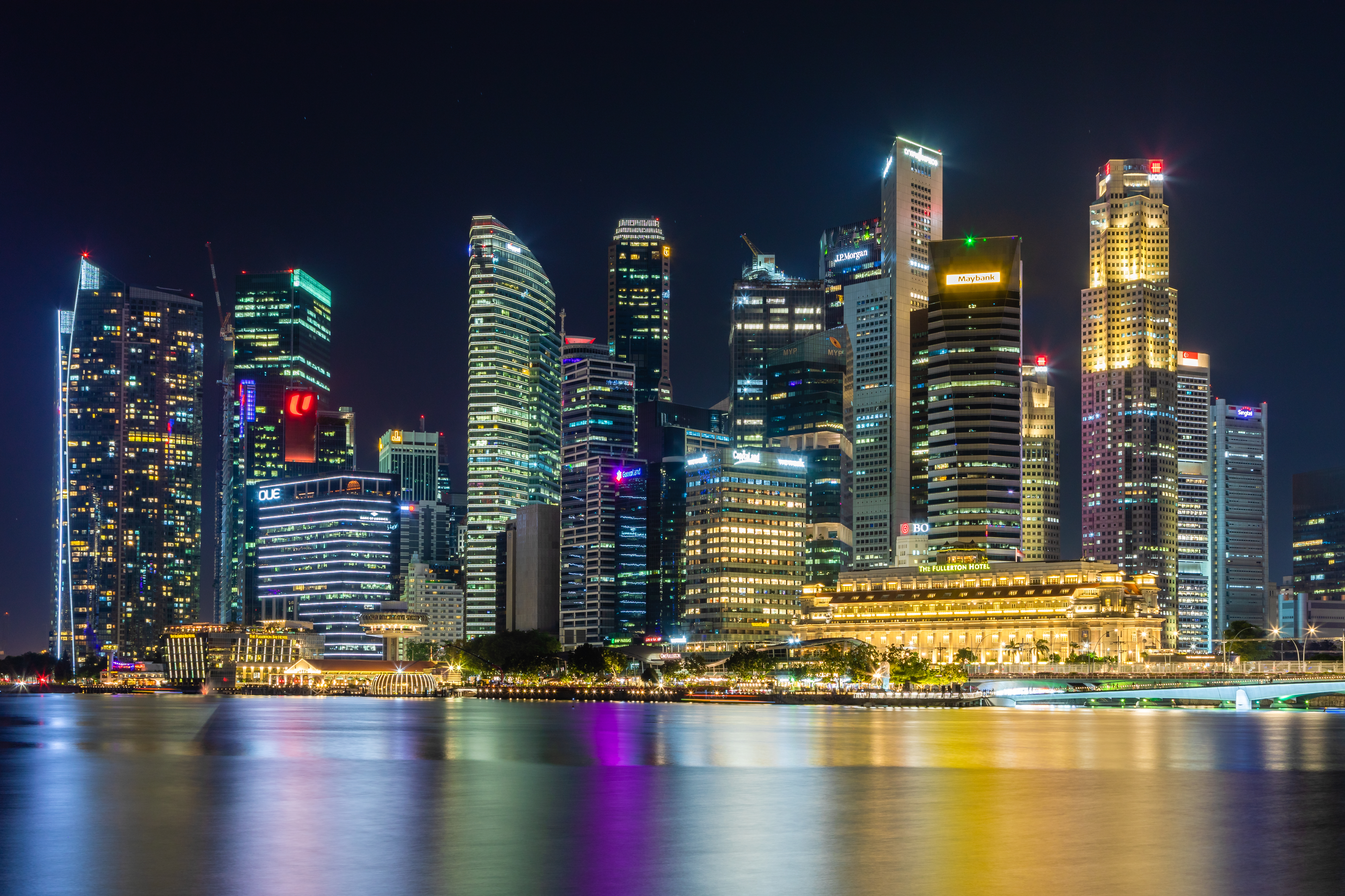 Singapore Marina Bay skyline as a Malaysia to Singapore private car drop-off context